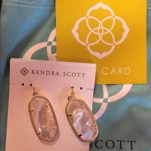 Kendra Scott Elle earrings